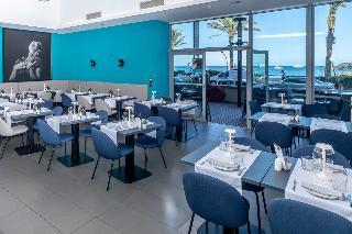 Гостиница Royal Antibes