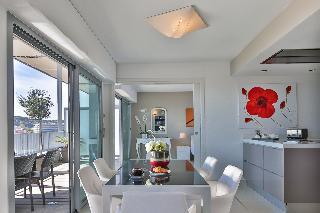 Гостиница Royal Antibes