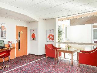 Гостиница ibis Chartres Ouest Luce