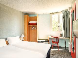 Гостиница ibis Chartres Ouest Luce