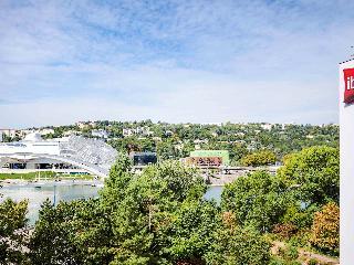 Гостиница ibis Lyon Gerland Musee des Confluences