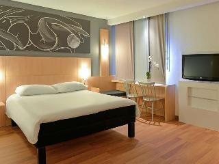 Гостиница ibis Macon Sud