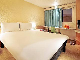 Гостиница ibis Poissy