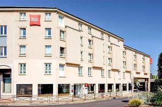 Гостиница ibis Poissy