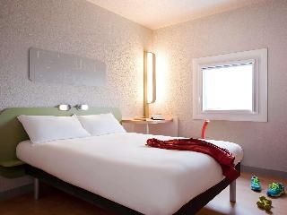 Hotel ibis budget Pontault Combault RN4