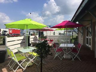 Гостиница ibis budget Laval