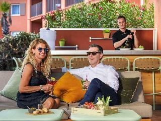 Гостиница ibis Hyeres Plage Thalassa