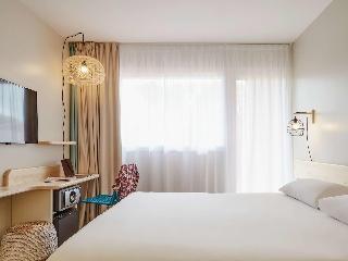 Гостиница ibis Hyeres Plage Thalassa