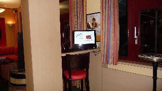 Гостиница ibis Beaune Centre