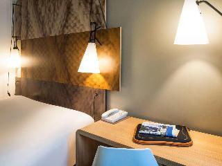 Гостиница ibis Beaune Centre