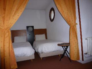 Гостиница Hotel Cris, Lyon Sud