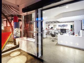 Гостиница KYRIAD COLMAR CENTRE - Unterlinden