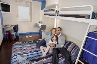 Гостиница HotelF1 Melun