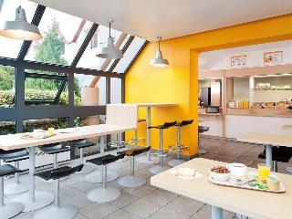 Гостиница HotelF1 Melun