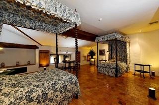 Гостиница Chateau De Bagnols