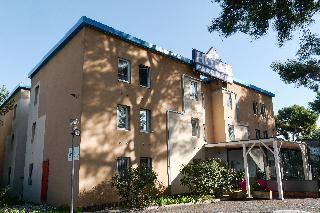 BRIT HOTEL TOULON - Parc Azur