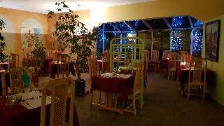 Hotel Kyriad Carentan