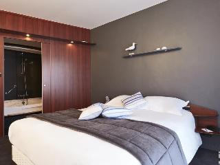 Гостиница Kyriad Les Sables D'Olonne Plage Cent Con