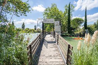 Гостиница Adonis Arles Les Hameaux de Camargue