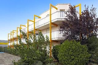 Гостиница Premiere Classe Avignon Courtine