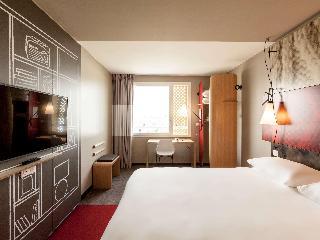 Гостиница ibis Lyon Carre de Soie Hotel