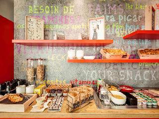 Гостиница ibis Lyon Carre de Soie Hotel