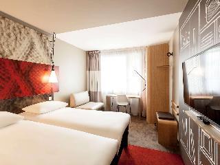 Гостиница ibis Lyon Carre de Soie Hotel