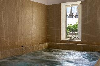 Гостиница Les Sables Noirs & Spa