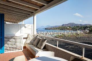 Гостиница Les Sables Noirs & Spa