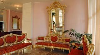 Hotel Reginna Palace