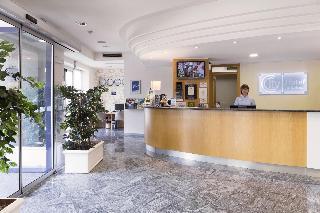 Hotel Express By Holiday Inn Foligno