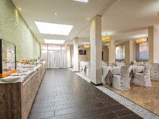 Hotel For You