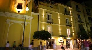 Гостиница Palazzo Tritone