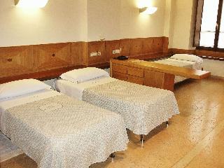 Гостиница Albergo Bianchi Stazione