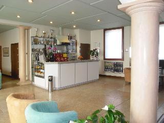 Гостиница Albergo Bianchi Stazione