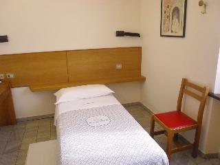 Гостиница Albergo Bianchi Stazione
