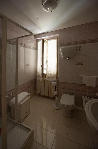 Hotel Athena