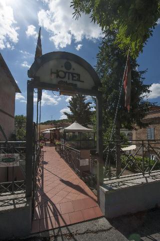 Hotel Athena