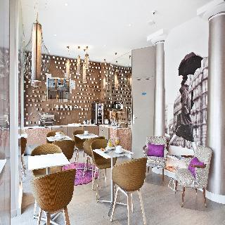 Гостиница Hotel Eiffel Segur