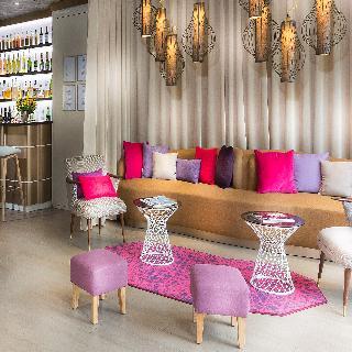 Гостиница Hotel Eiffel Segur