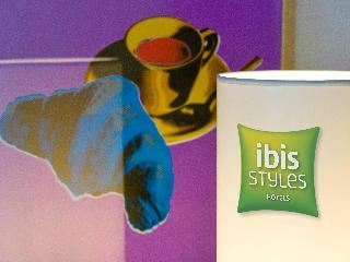 Гостиница ibis Styles Paris Cadet Lafayette