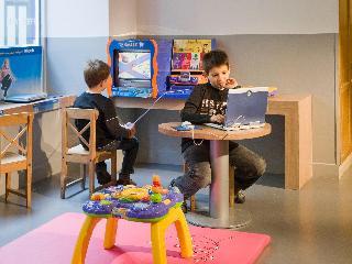 Гостиница ibis Styles Paris Cadet Lafayette