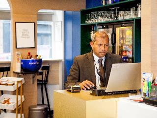 Гостиница ibis Styles Paris Cadet Lafayette