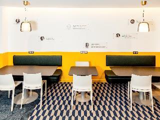 Гостиница ibis Styles Paris Cadet Lafayette