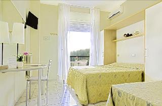 Гостиница Hotel Loretta & Dependance