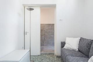 Hotel Ada Suite