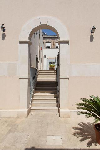 Hotel SBARCADERO