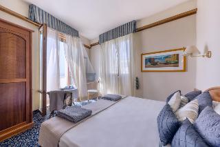 Hotel Astura Palace