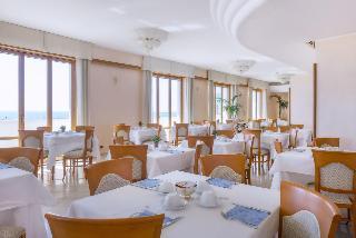 Hotel Astura Palace