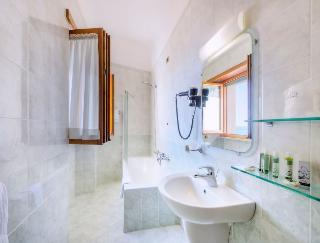 Hotel Astura Palace
